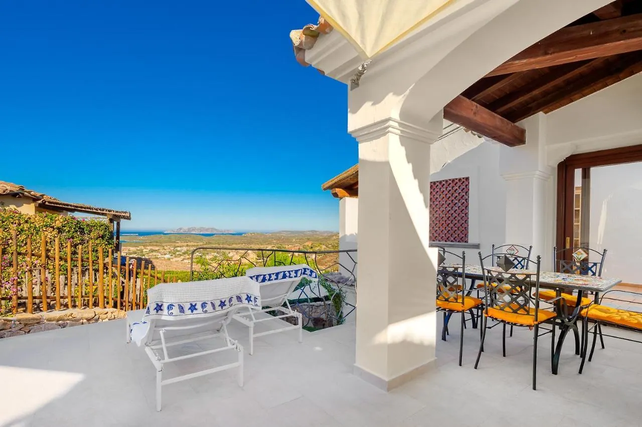 פורטו סן פאולו Villa With Breathtaking View I Private Garden I Bbq איטליה